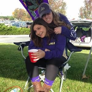 Meet your Posher, Laina